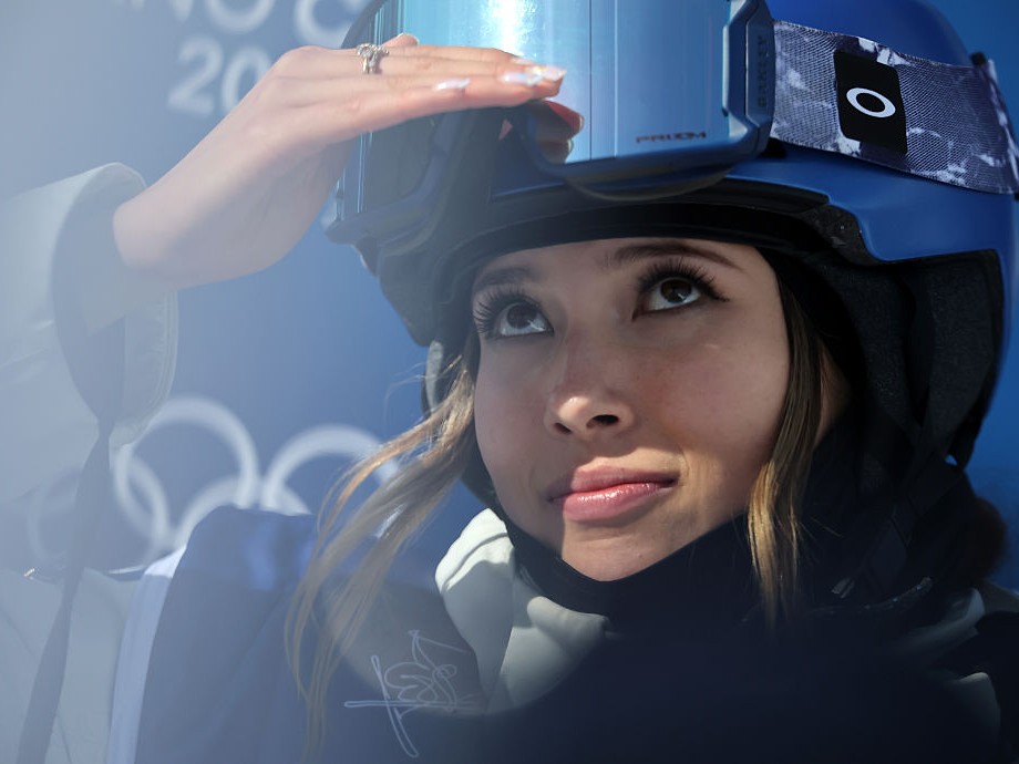 Eileen Gu síakrobata