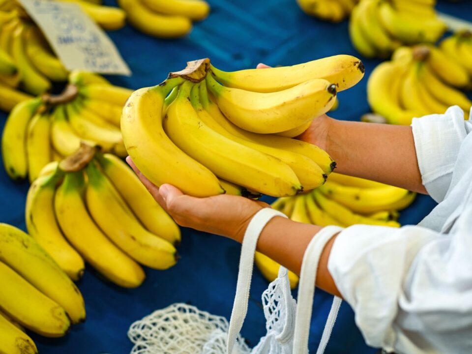 etelek-tobb-kalium-mint-banan - Nők Lapja banán női kéz vásárlás vászonszatyor