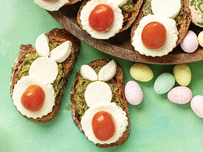 Spenótpestós nyusziszendvics mediterrán ciabattával