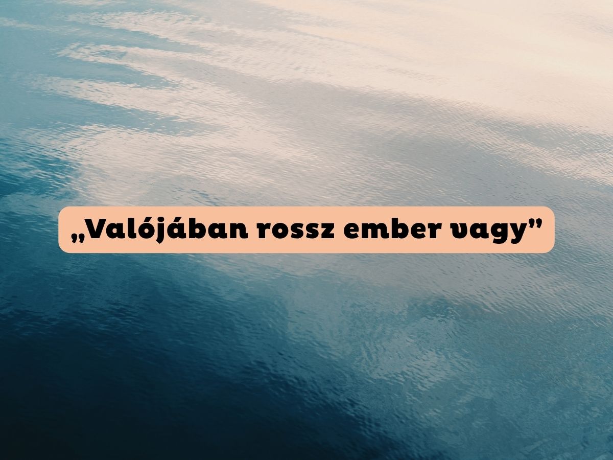 Sötét színű tenger háttér