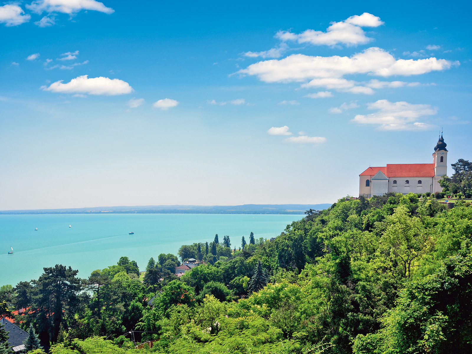 A tihanyi bencés apátság csaknem