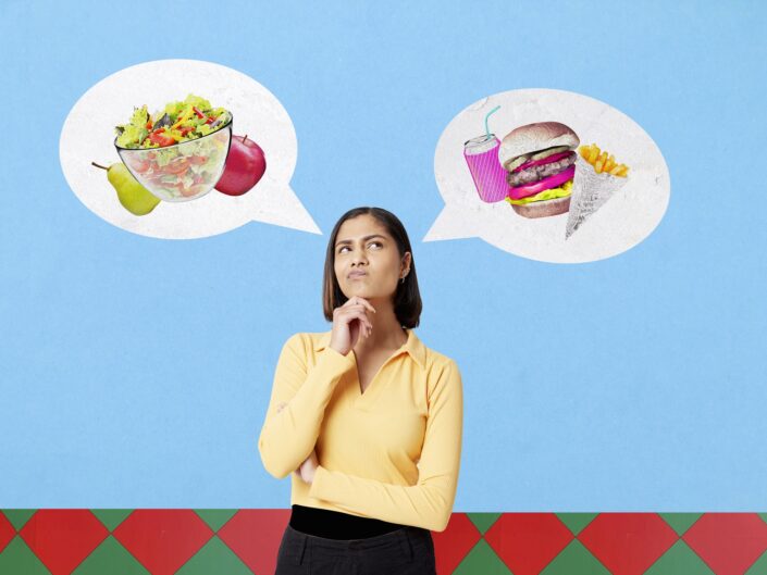 nő a menün gondolkodik