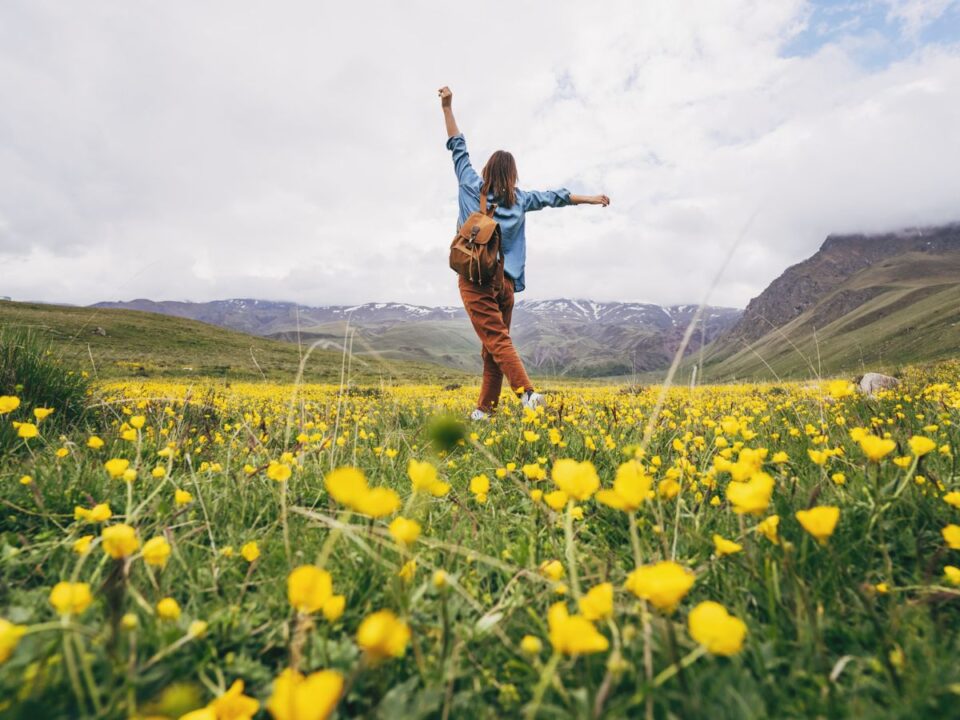 boldog nő a hegyekben