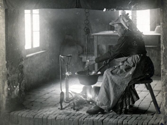 bográcsban főzés, 1918