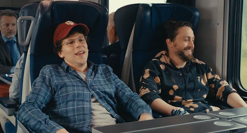 jesse_eisenberg_vesedonor - Nők Lapja
