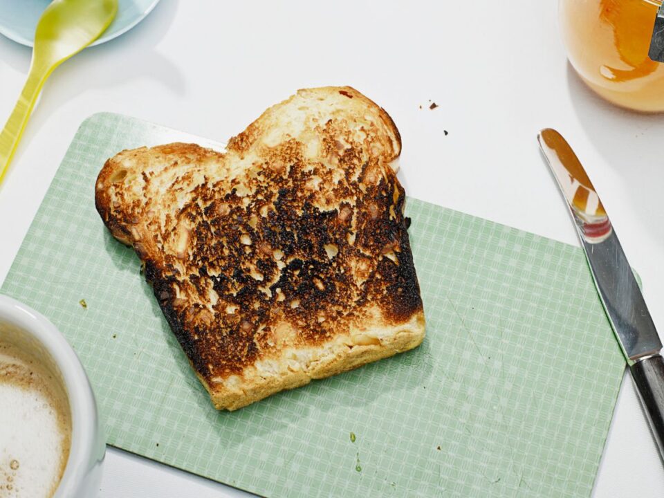 feher-toast-kenyer-egeszsegtelen - Nők Lapja égett pirítós kenyér