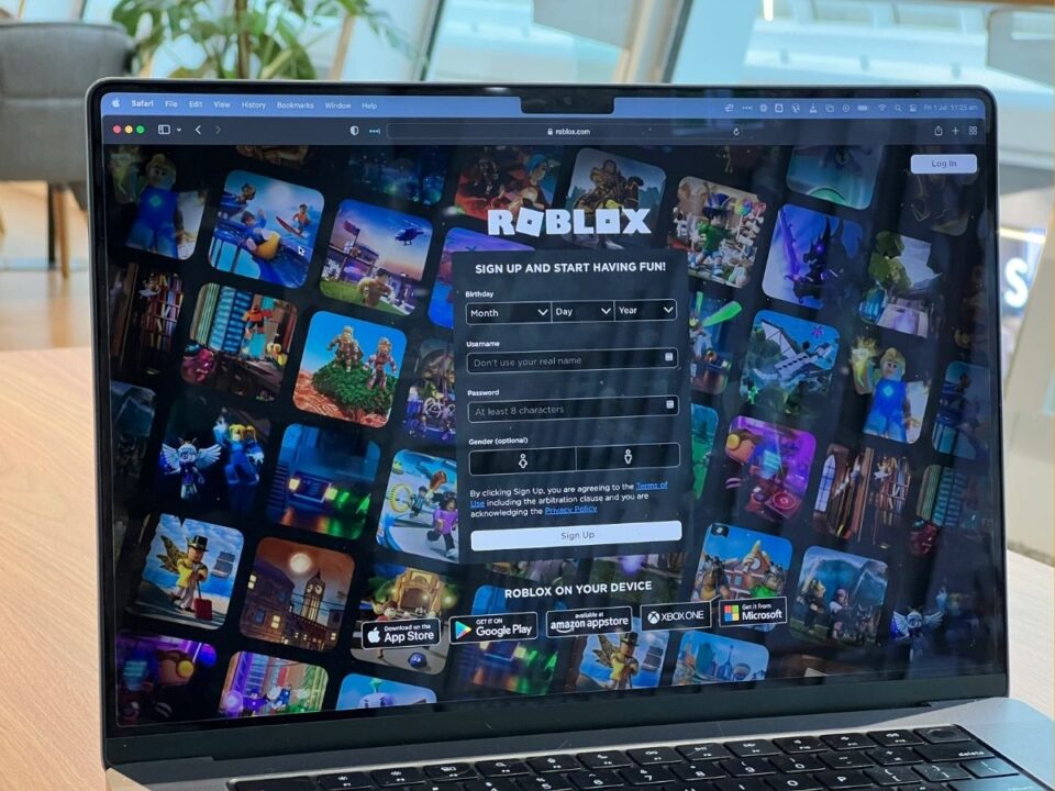 roblox-veszelyei - Nők Lapja Roblox regisztrációs képernyő laptopon