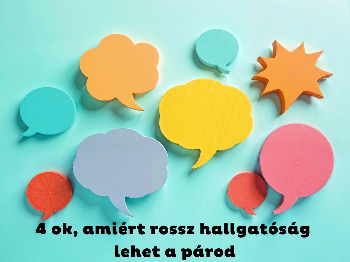 Kék háttéren színes szövegbuborékok
