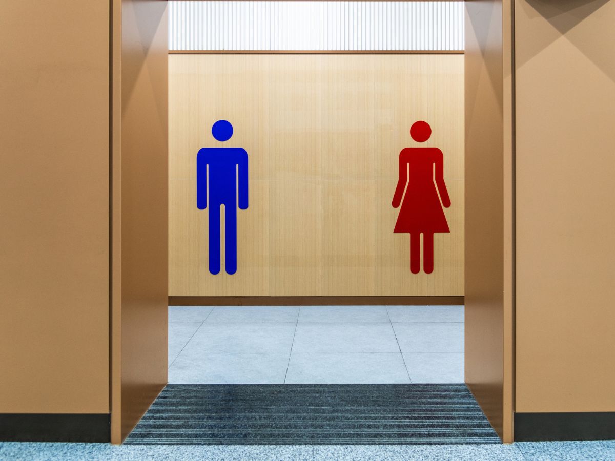 elol-nyitott-wc-uloke-1 - Nők Lapja