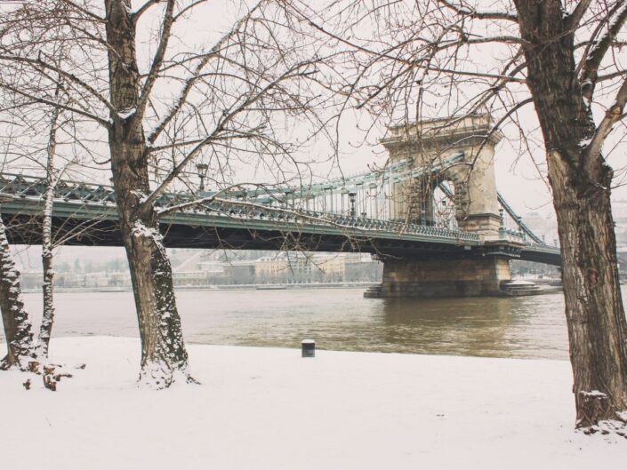 Budapest, Lánchíd télen