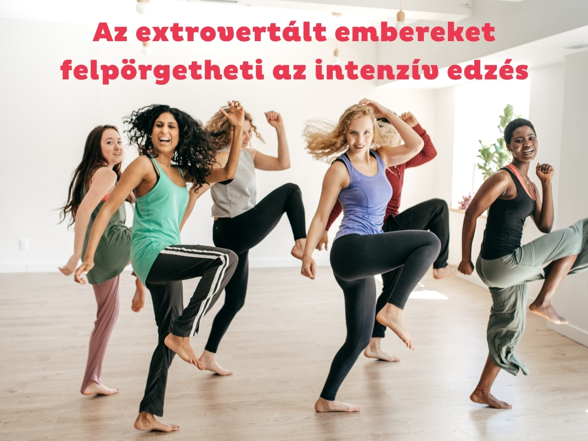 Nők táncos edzésen stúdióban