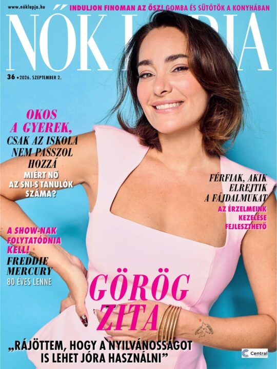 cimlapinterju-gorog-zita - Nők Lapja Görög Zita rózsaszín ruhában a Nők lapja címlapján. Élénk kék a címlap