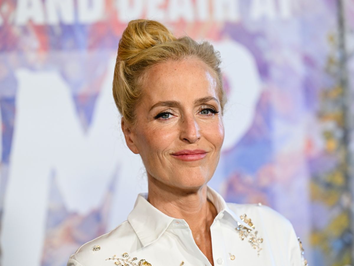 gillian anderson