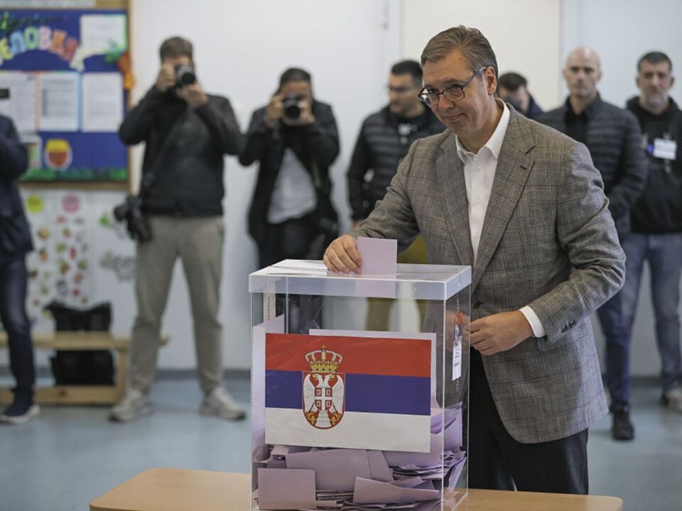 vucic-natasa-kandic - Nők Lapja Aleksandar Vučić